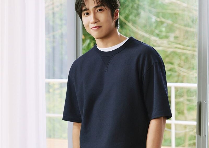 台灣新聞通訊社-婁峻碩示範初夏穿搭！GU推春日樂購節、三波段限時優惠