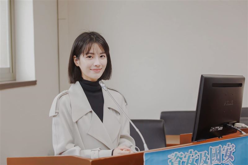 台灣新聞通訊社-「最美發言人」上陣！民眾黨徵召徐千晴參選桃園市議員