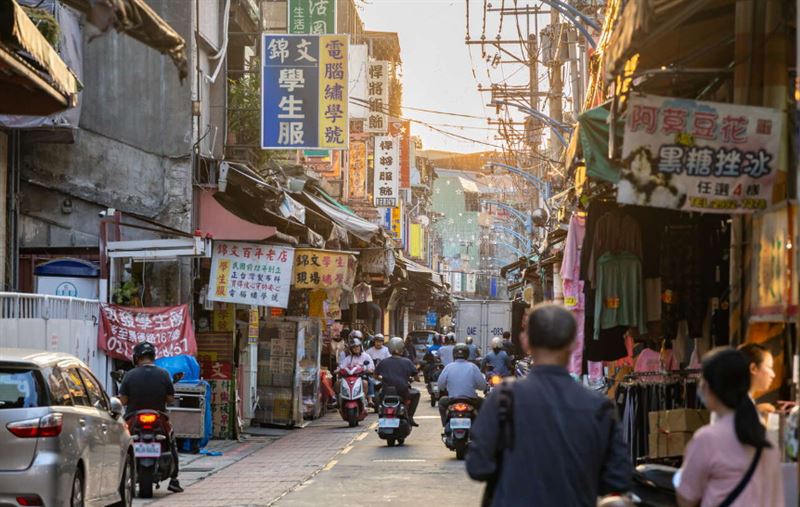 台灣新聞通訊社-新莊廟街走入歷史？整排沒落「啟動都更」　理事長證實吐現況