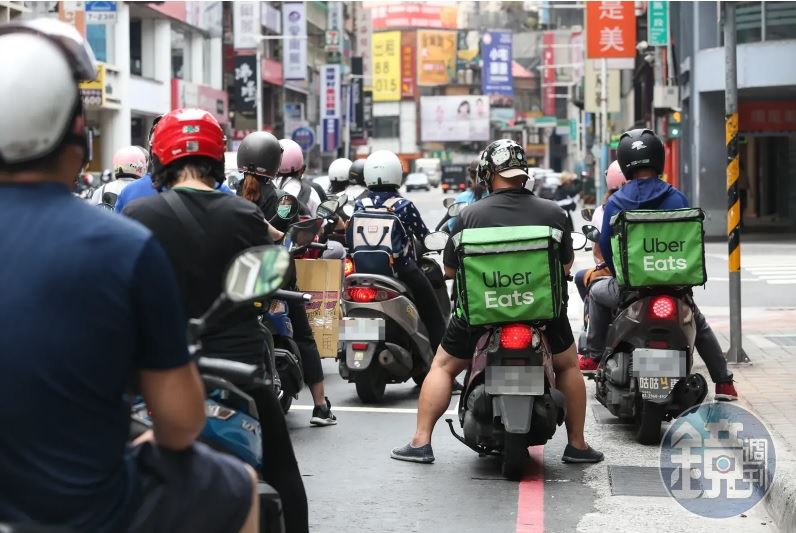 台灣新聞通訊社-Grab砸193億收購台灣foodpanda！ 「無緣的前任」Uber Eats說話了