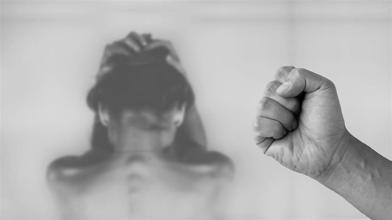 台灣新聞通訊社-南市超商店員疑污錢遭拘毆墜樓亡　二審判最重17年