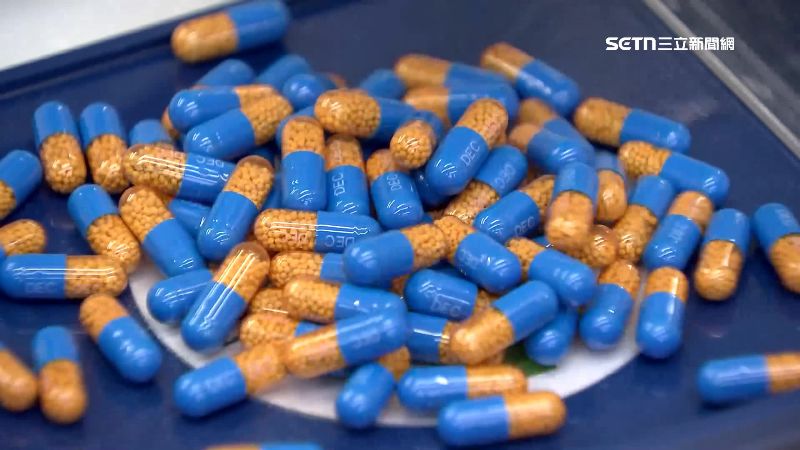 台灣新聞通訊社-川普課藥品100%關稅！行政院曝「學名藥暫時豁免」：持續與美方溝通