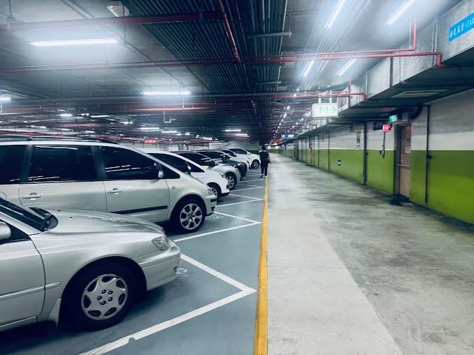 台灣新聞通訊社-太幸運！僅花15元停車費爽中200萬　他更「狂」花80元抱走千萬