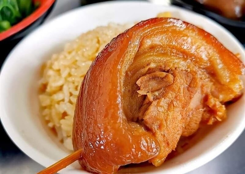 台灣新聞通訊社-彰化名店飄香90年！霸氣回饋「肉燥飯1碗20元」　老饕嗨喊：超佛