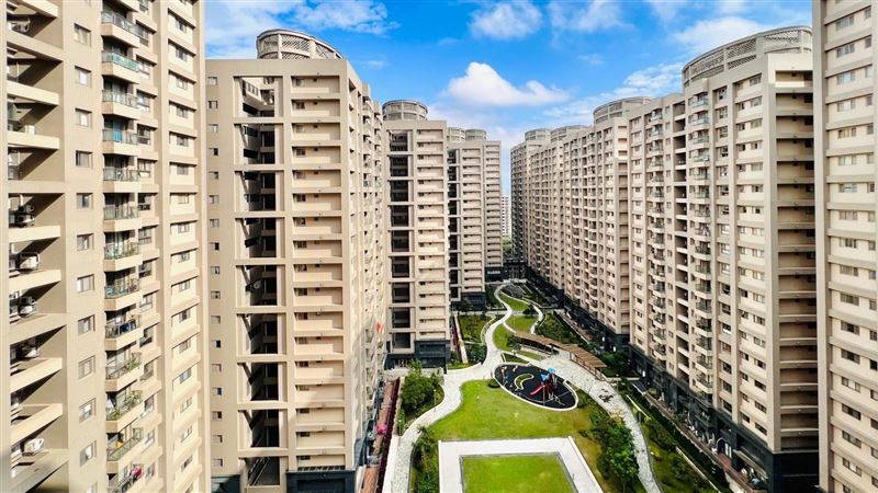 台灣新聞通訊社-買大樓選「面中庭」！過來人崩潰：假日連午覺都睡不著　內行揭購屋眉角