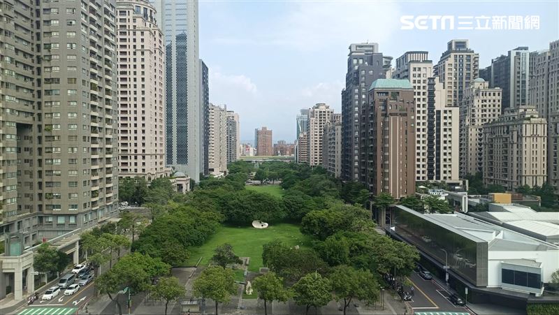 台灣新聞通訊社-海嘯警報狂響60秒！台中市民午後驚魂…消防局道歉：隊員誤觸已內部檢討