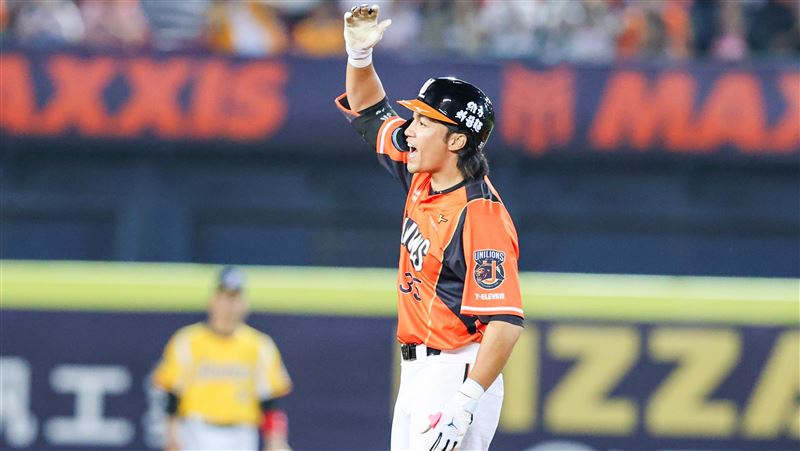 台灣新聞通訊社-中職/羅戈遭潘傑楷敲超前安 兄弟不敵統一獅吞第4敗成聯盟爐主