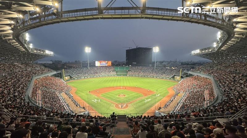 台灣新聞通訊社-快訊／亞太棒球場爆撤攤爭議！網挖「So what」二度炸鍋　黃偉哲發聲了