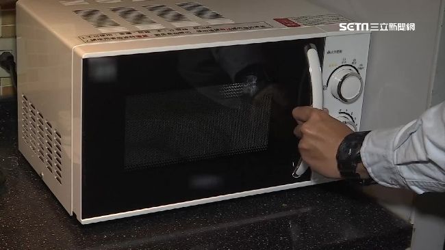 台灣新聞通訊社-微波竟比炒的更健康？醫揭最NG烹調方式　抗老吃法曝