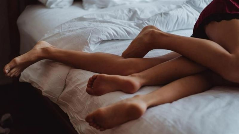 台灣新聞通訊社-超速罰單揭淫夫劈腿3女7年!妻逮3名小三陪泡湯、出國、同居鐵證全曝光