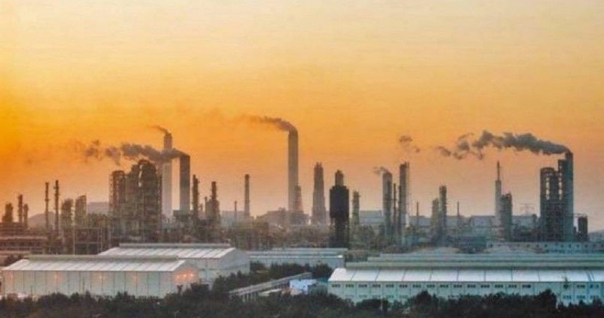 台灣新聞通訊社-原油何時見底? 專家:油價狂飆「這價位」恐引發全球衰退