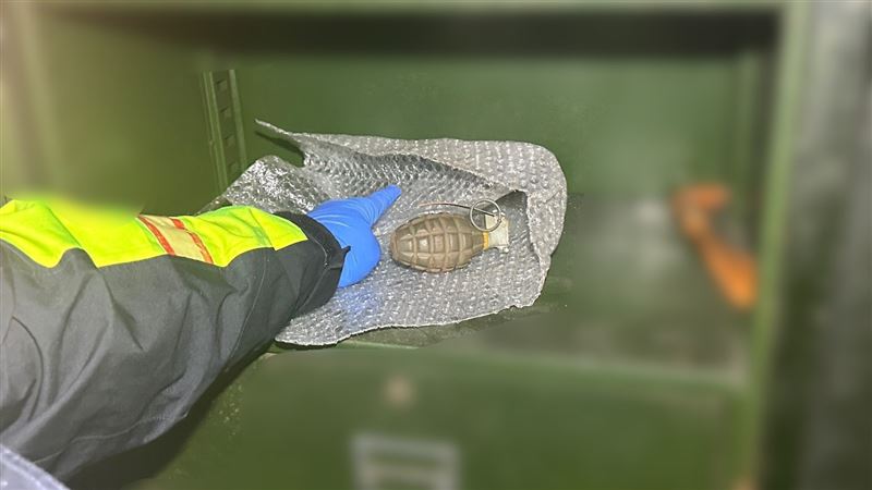 台灣新聞通訊社-新莊婦整理失智夫舊物驚見「手榴彈」 軍警急封鎖鑑定竟是1:1仿真品