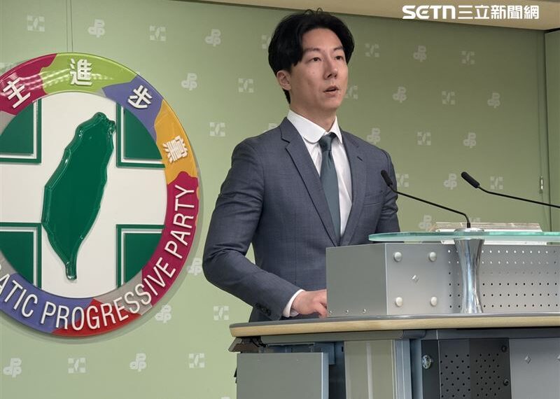 台灣新聞通訊社-辣椒水案翻車！黃國昌不道歉反批民進黨　吳崢搬柯文哲回擊：不要硬拗