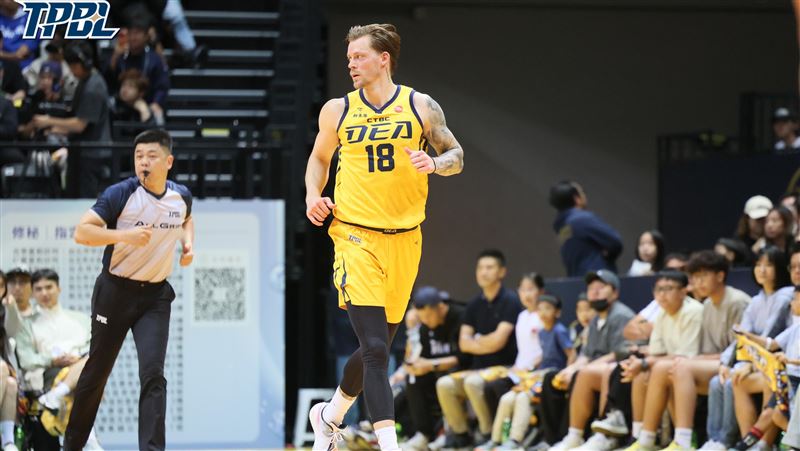 台灣新聞通訊社-TPBL／特攻狂勝國王　飛克、阿巴西聯手轟炸！季後賽排名卡位戰佔優勢