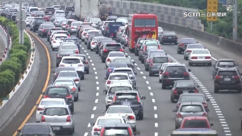 台灣新聞通訊社-駕駛快避開!收假「14大地雷路段」一次看 這幾段恐狂塞6小時崩潰