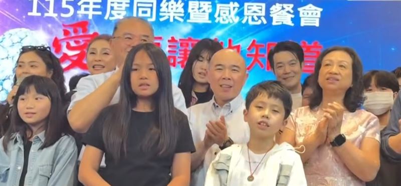 台灣新聞通訊社-安美諾生醫響應公益！北回培英文教協會「愛的路上你和我」溫暖登場