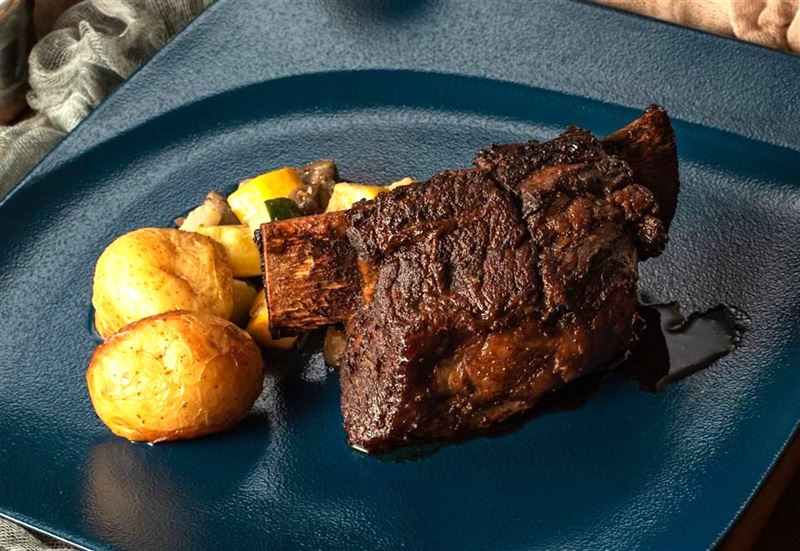 台灣新聞通訊社-4/27國際牛肋排日！這裡台塑牛小排限時優惠　大心、樂子香菜祭