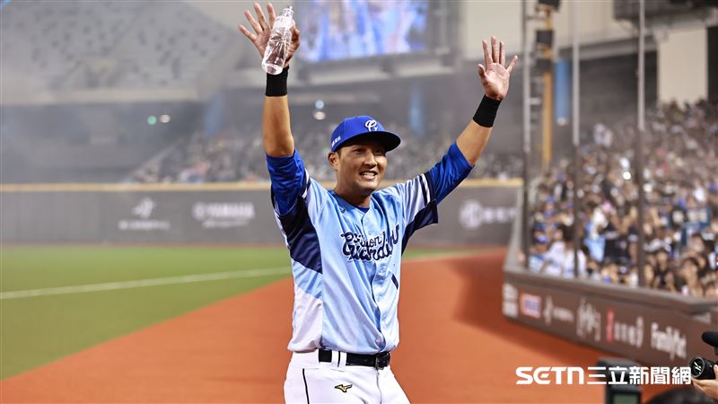 台灣新聞通訊社-中職/每階段都相遇!葉總祝福林哲瑄退休 爆料在美國親睹他當「投手」