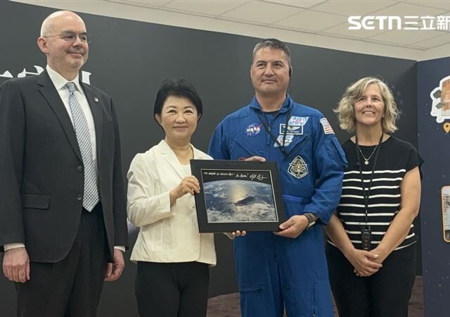 台灣新聞通訊社-台裔太空人林琪兒尋回憶　現身台中這區！突掏「驚喜小禮」暖哭工作人員
