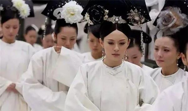 台灣新聞通訊社-嬪妃殉葬為何「雙腿張開」？考古學家揭皇陵地宮最黑暗一幕：全是掙扎