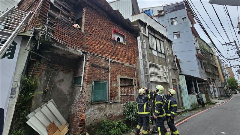 台灣新聞通訊社-新聞幕後/老屋坍塌壓人!一文揭「安全鑑定」遮羞布 悲劇恐持續上演