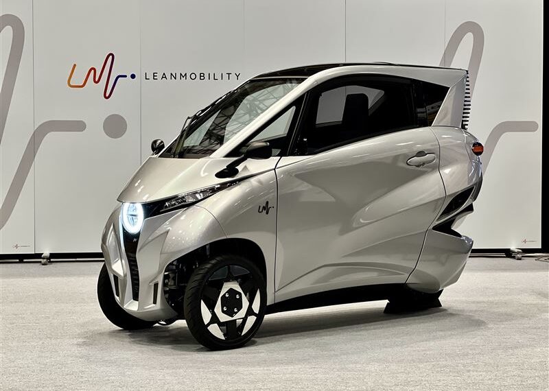 台灣新聞通訊社-冷氣＋方向盤！「駕艙機車」訂金5,000元就能卡位