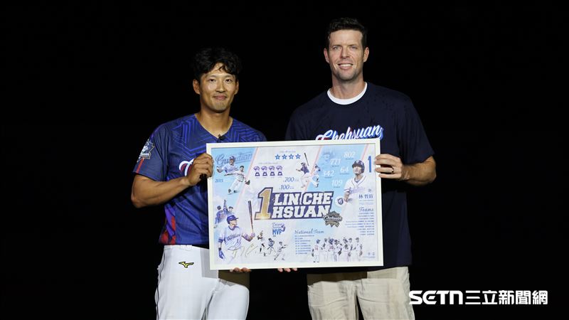 台灣新聞通訊社-中職／日職傳奇稻葉篤紀影片獻祝福　林哲瑄繞壘回顧生涯各階段正式引退