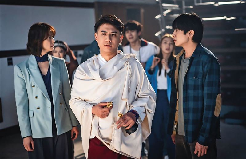 台灣新聞通訊社-網紅禪師淫人妻/熊仁謙渣男黑歷史起底!劈腿8女 爆性侵奪人妻回應了