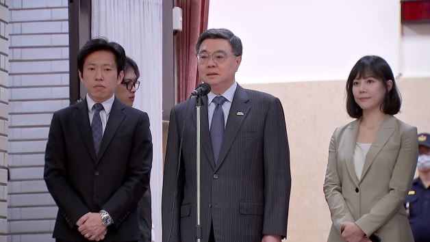 台灣新聞通訊社-是否會接受李貞秀質詢?卓榮泰表態:對不具資格國會議員,政府態度一致