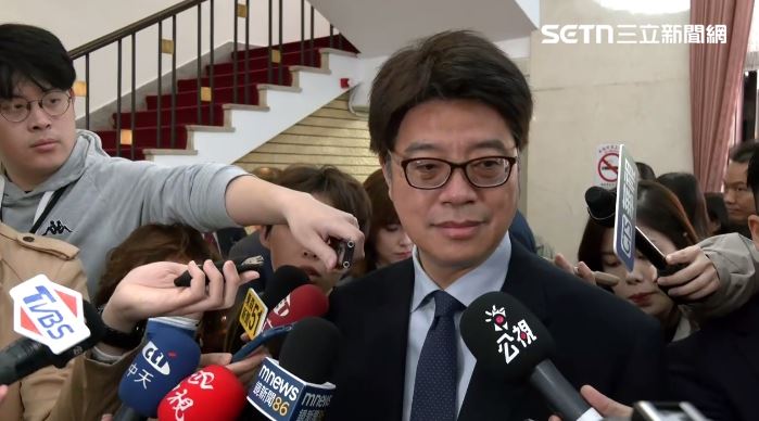 台灣新聞通訊社-鄭麗文今啟程訪中!邱垂正提醒:嚴拒「一中框架」陷阱 勿淪為統戰工具