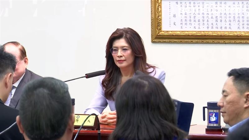 台灣新聞通訊社-鄭麗文率團訪中!隨行成員名單曝光 「九二共識」創始人蘇起入列