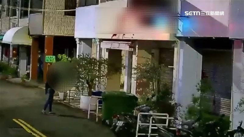 台灣新聞通訊社-網美咖啡店疑欠債遭潑漆　加盟店：無端被波及