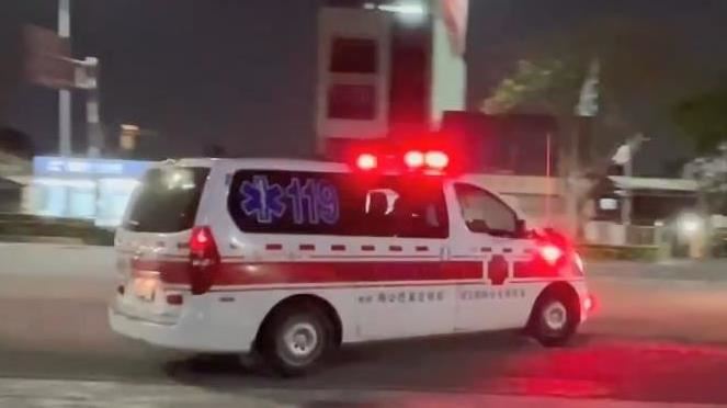 台灣新聞通訊社-快訊／花蓮驚悚車禍！機車雙載撞曳引車　2翁送醫不治