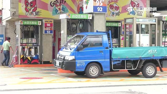 台灣新聞通訊社-不只中油！駕駛「改去1加油站」愛上：開車變超順
