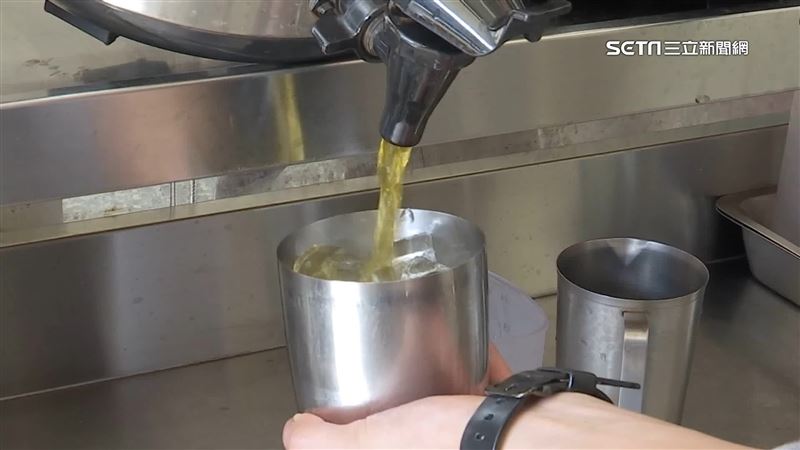 台灣新聞通訊社-喝1手搖飲「狂炸6次廁所」！一堆人秒懂　營養師曝通腸關鍵