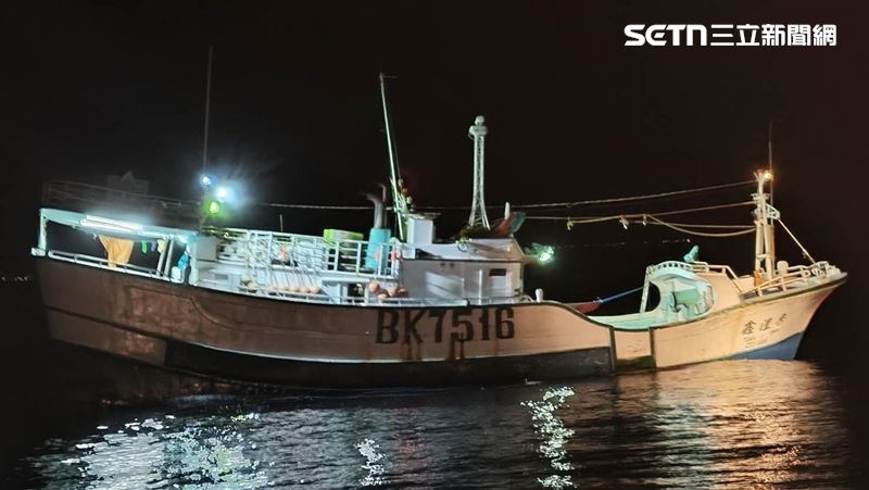 台灣新聞通訊社-借屍還魂？東港漁船…詭變中國籍「呼叫竟斷訊失蹤」海巡署抓到了