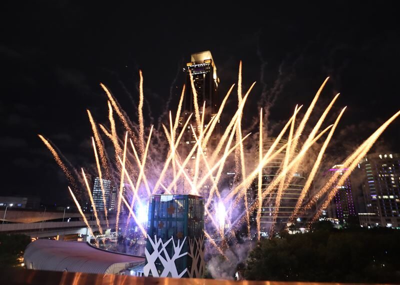 台灣新聞通訊社-這家百貨母親節要放300秒煙火! 再抽23.6萬鑽戒、按摩椅