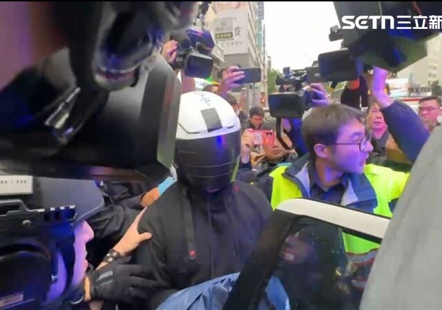 台灣新聞通訊社-快訊／中信銀爆搶案！蒙面匪「持假槍、手榴彈」挾持行員　中信急發聲明