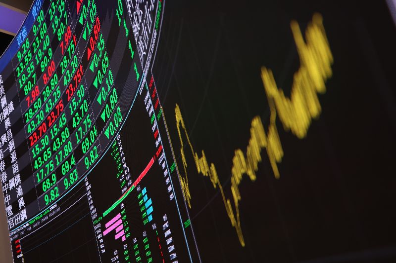 台灣新聞通訊社-川普最後通牒倒數　市場觀望新台幣震盪小升收31.967元