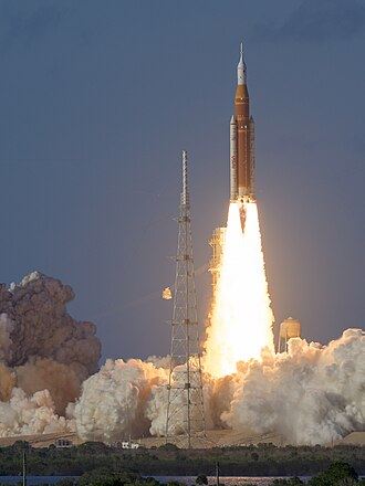 台灣新聞通訊社-阿提米絲2號寫歷史　卻傳馬桶卡住、Outlook當機意外插曲