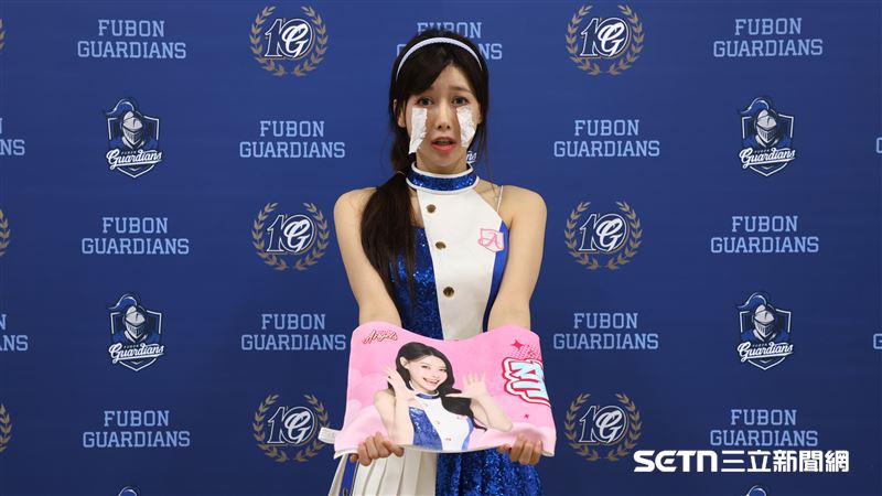 台灣新聞通訊社-獨家／週邊還買得到！李雅英內心上演小劇場　難道在等「阿勇」的？