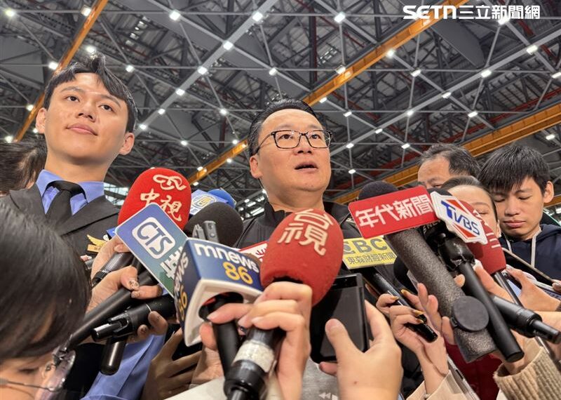 台灣新聞通訊社-中東戰火意外助攻！華航歐洲直飛載客率飆92%　總座：將調燃油附加費