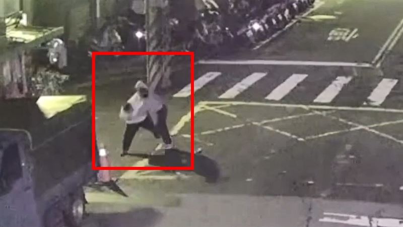 台灣新聞通訊社-5千元債務喬不攏!昔日好友酒後街頭上演「全武行」通通進警局