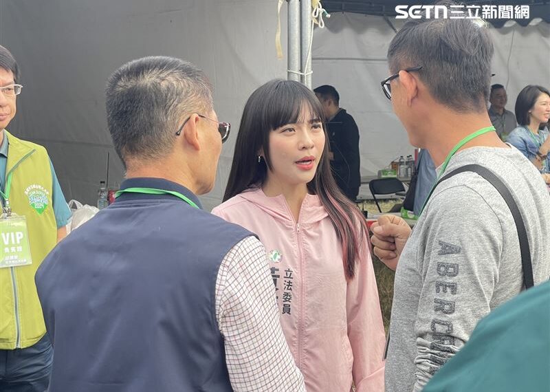 台灣新聞通訊社-傳訊立委黃捷「開房間我X妳」不雅言論　男網友跟騷法起訴