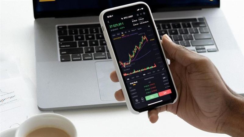 台灣新聞通訊社-收盤／台股暴漲1531點！創史上第二大漲點　記憶體回神載板續強