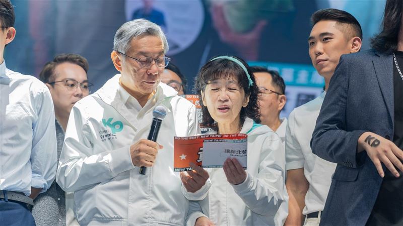 台灣新聞通訊社-遭北檢打臉！陳佩琪怨害她又要寫臉書　昨喊100本存摺改口了：我沒數