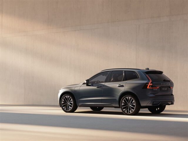 台灣新聞通訊社-怎能不愛車／11.2吋螢幕成焦點　Volvo XC60內外全面進化