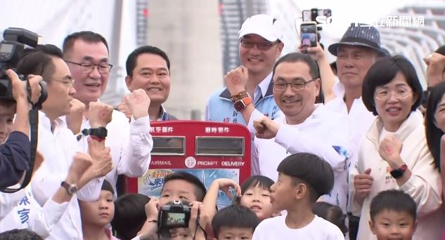 台灣新聞通訊社-淡江大橋將通車　侯友宜、李四川、蘇巧慧「三大咖同框」畫面曝