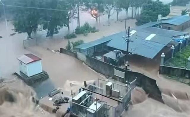 台灣新聞通訊社-一覺醒來車沒了！廣西「10年最強暴雨」當地人崩潰：路變汪洋、全市癱瘓