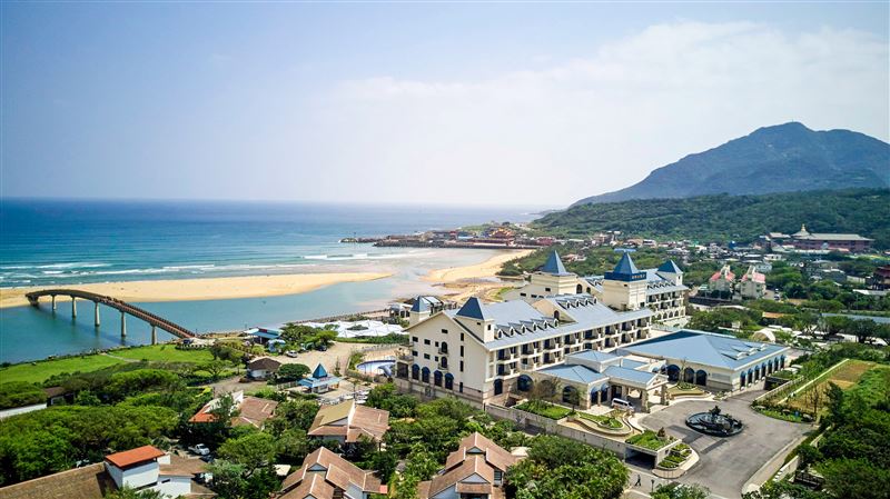 台灣新聞通訊社-福容福隆祭超殺優惠每晚3499元起　100元吃波士頓龍蝦